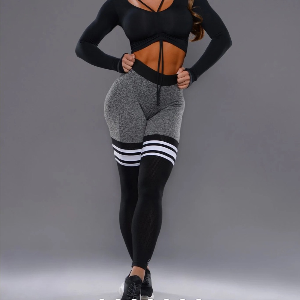 Bombshell leggings